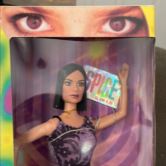 Spice Girls On Tour Doll - Picture 2 of 8